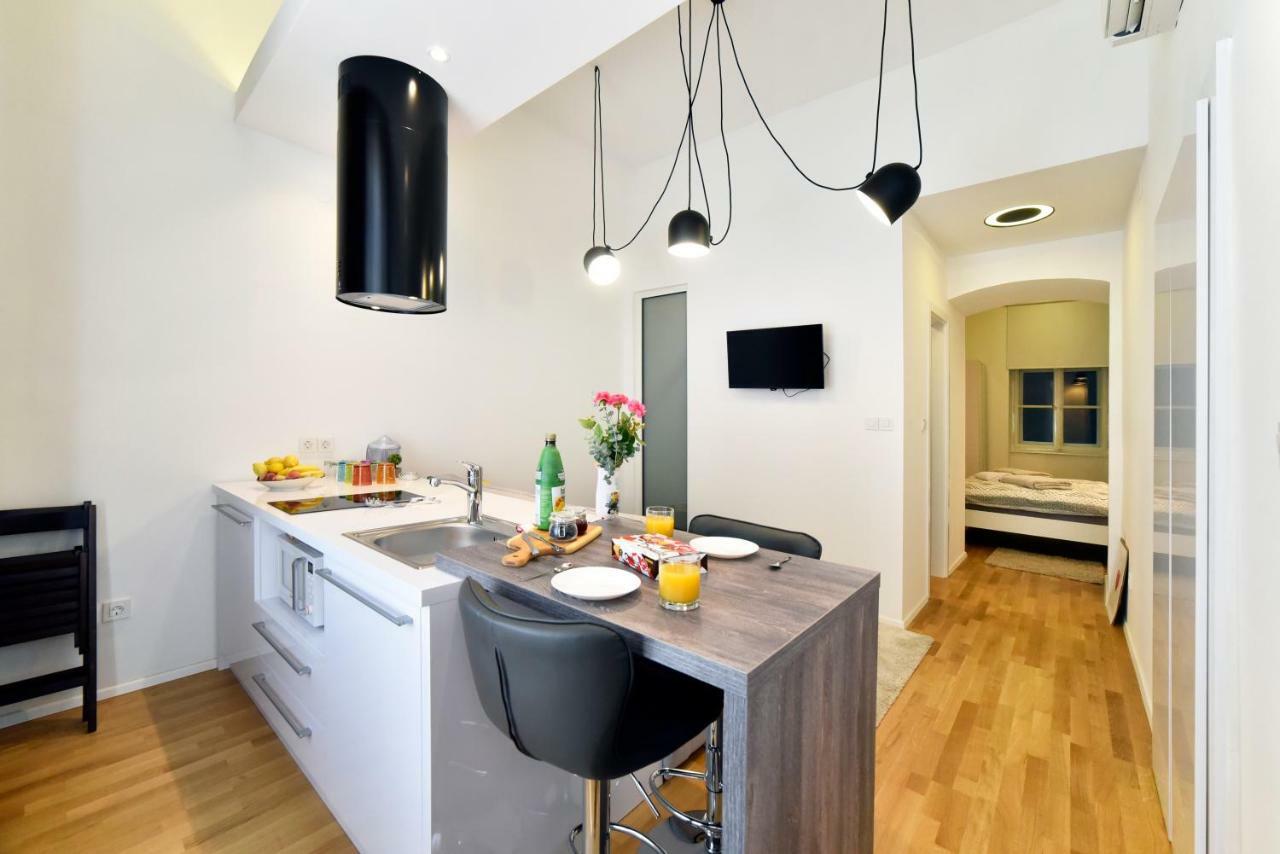 Appartement Jadranka à Zagreb Extérieur photo
